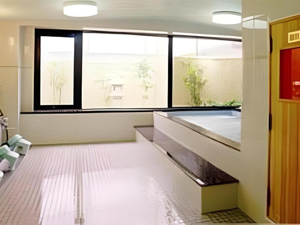Hotel Yutaka Wing Izumisano Exterior photo